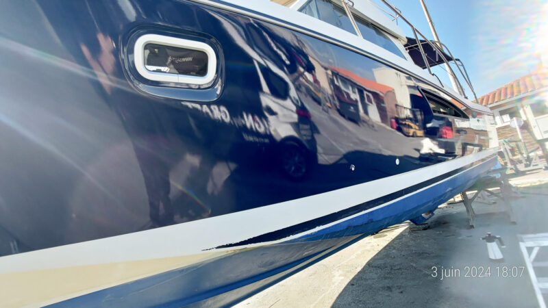 sign-by-graphics-covering-boat-yacht-bateau-wrapping-bassin-arcachon-marseille-nice-narbonne-aquitaine-33-40